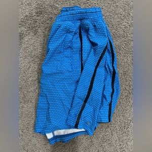5 inch lululemon shorts